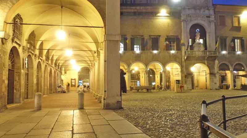 Modena Night Tour4 photo