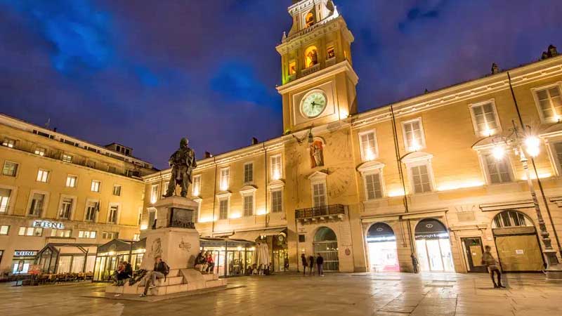 Parma Night Tour2 photo